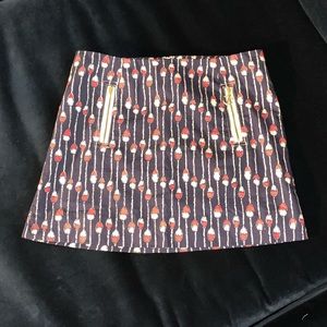Tate skirt size 2 in swimming lane